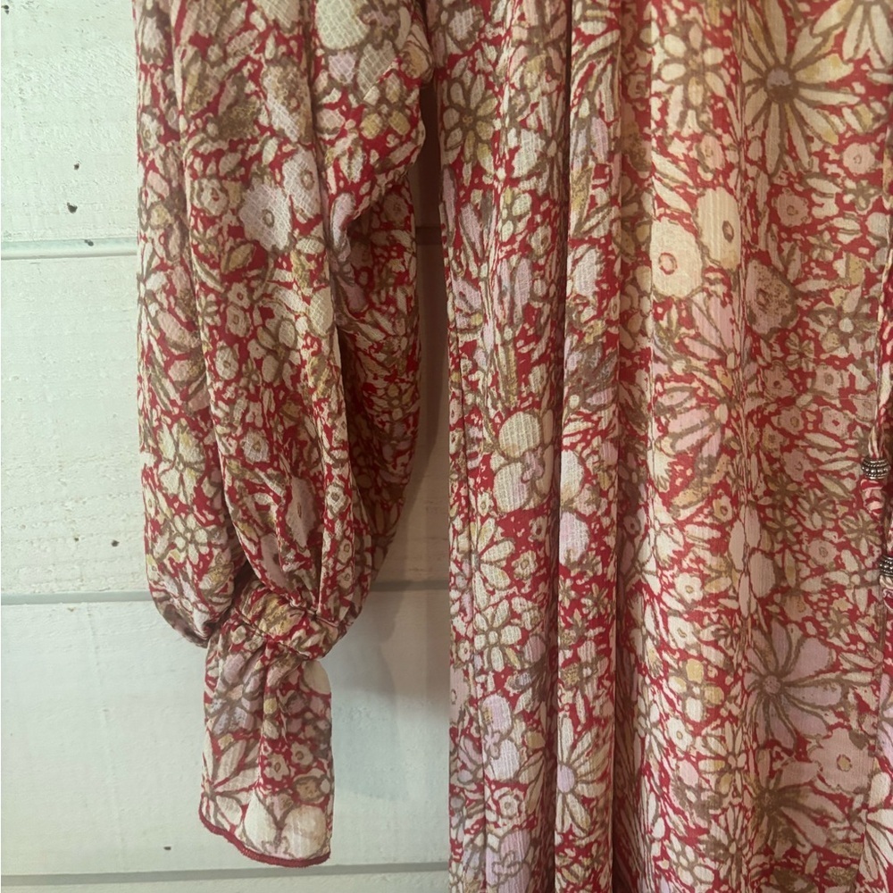 Free People Feeling Groovy Maxi
Dress Size XS only worn a few times ! - Picture 12 of 16